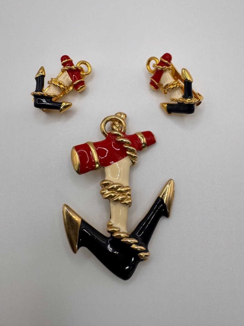 Vintage Nautical Anchor Brooch Earring Set Red Black Gold Tone Statement